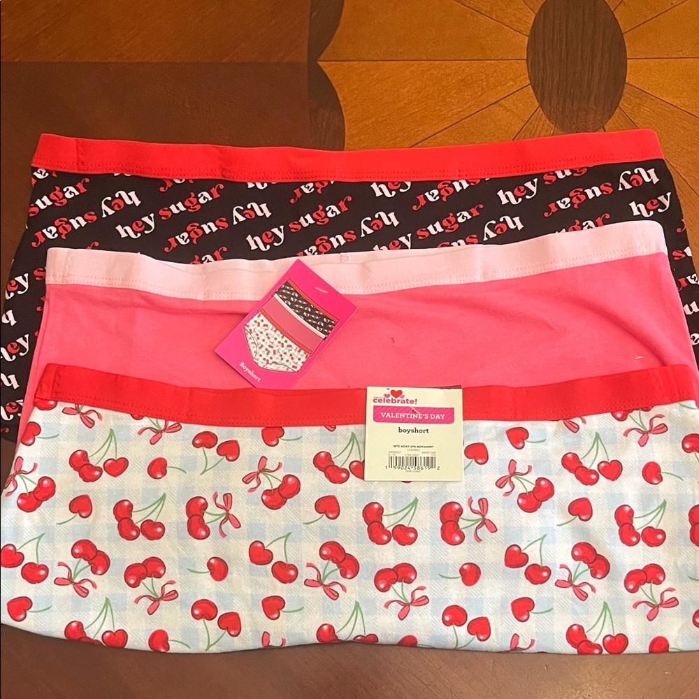 Women boyshort set